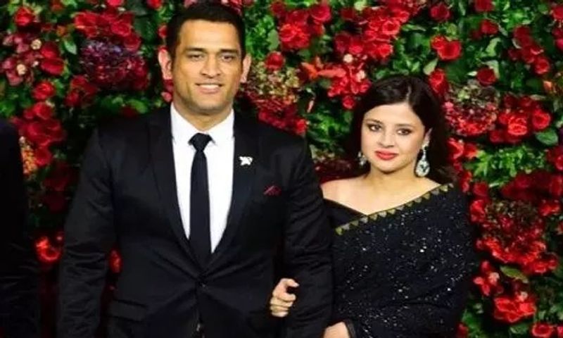 The real love story of Dhoni-Sakshi was not shown in the film, the two had known each other for years asa