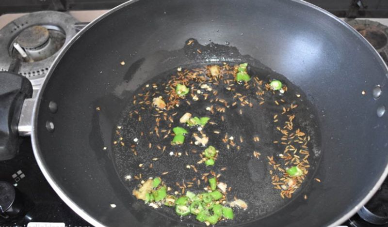 make bhandare waali aaloo ki sukhi sabji at home easily kph