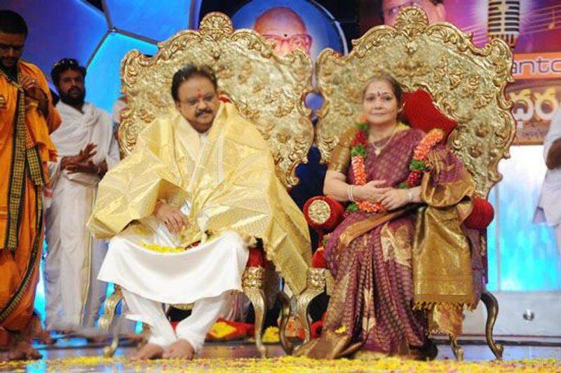SP Balasubrahmanyam under Life Support and his wife tested Positive COVID 19