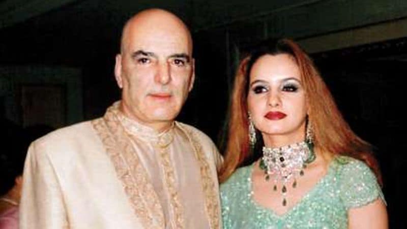 Happy Independence Day: When Pakistan Bans Feroz Khan after this Statement KPG