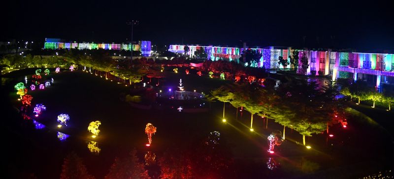 independence day special... ap secretariate, rajbhavan ready