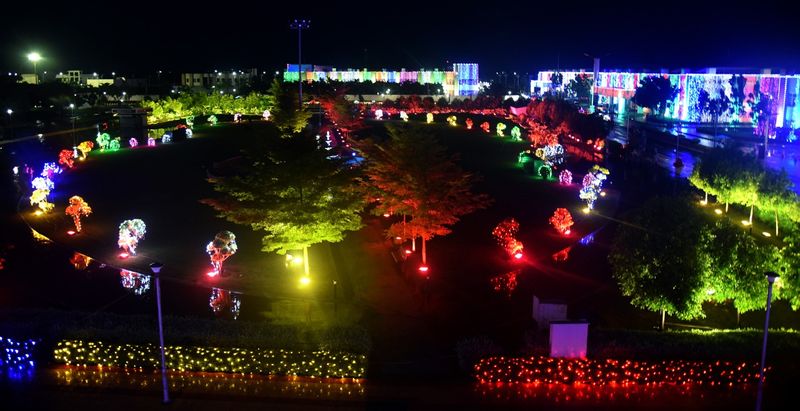 independence day special... ap secretariate, rajbhavan ready