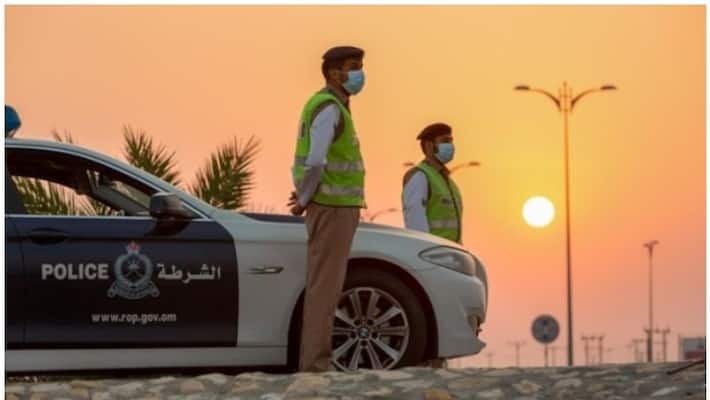 Three arrested for impersonation and theft in Oman Three arrested for impersonation and theft in Oman