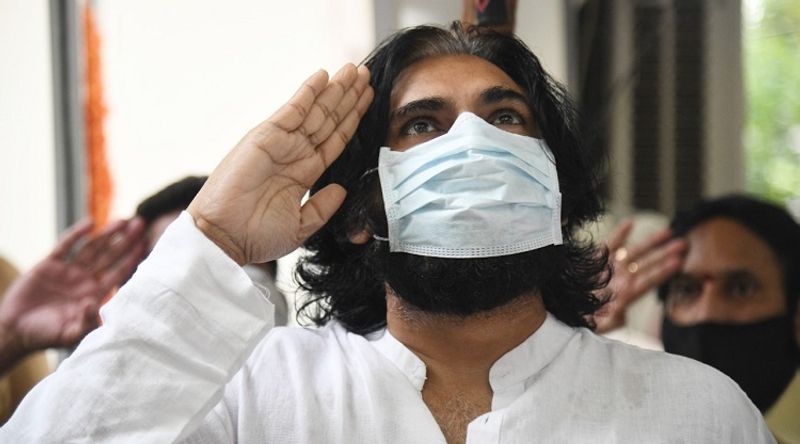 Pawan Kalyan Shocker To Amaravathi Farmers: Has To Take Cue From Telangana CM KCR