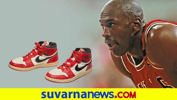 Michael Jordan's game-worn sneakers set new record, selling for $615,000 Michael Jordan's game-worn sneakers set new record, selling for $615,000