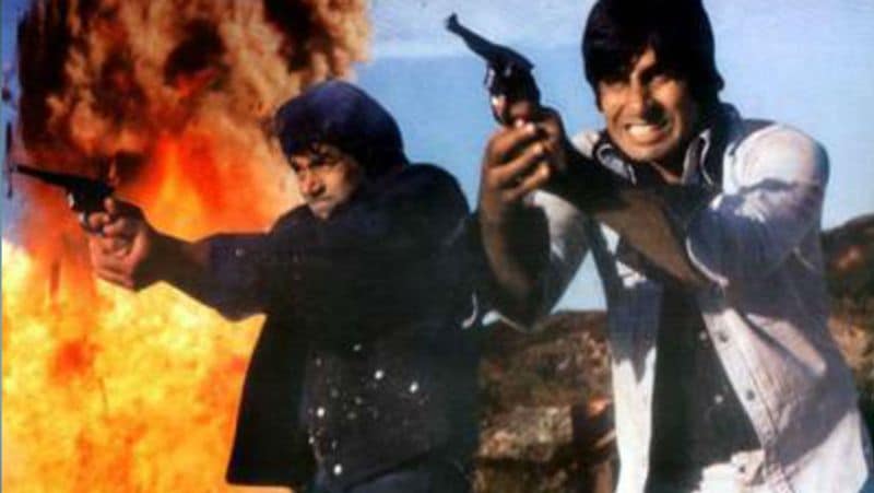 It is said that the director Ramesh Sippy had a meeting with Dharmendra who had his say in every film he did those days and the actor demanded the role of Thakur as the film is centred around the police officer who wants to take revenge against the notorious dacoit Gabbar.