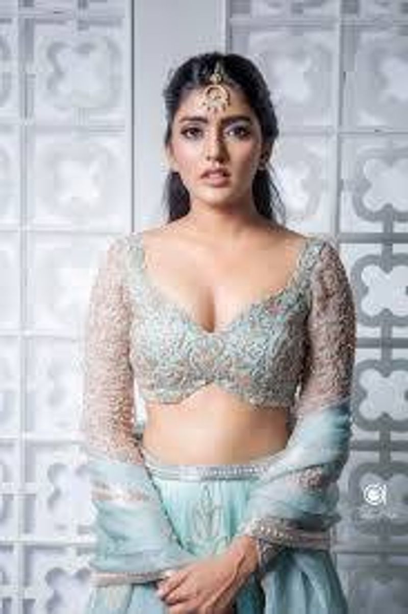 esha rebba is going to play bold role