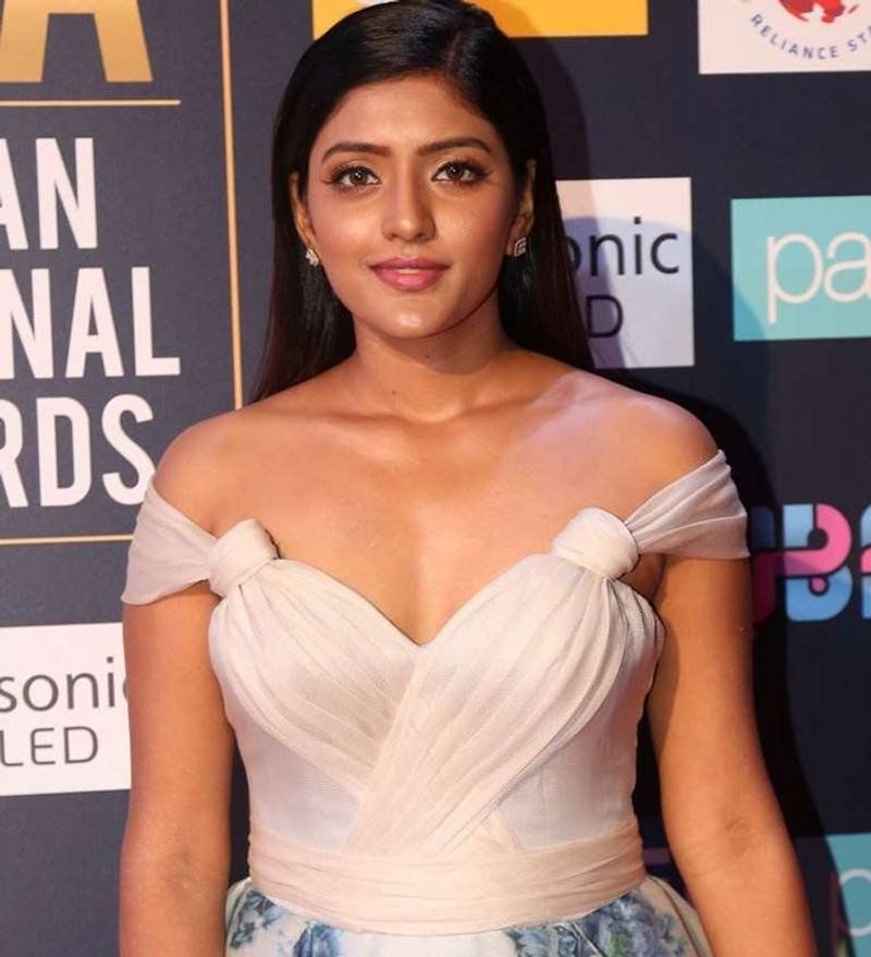 esha rebba is going to play bold role