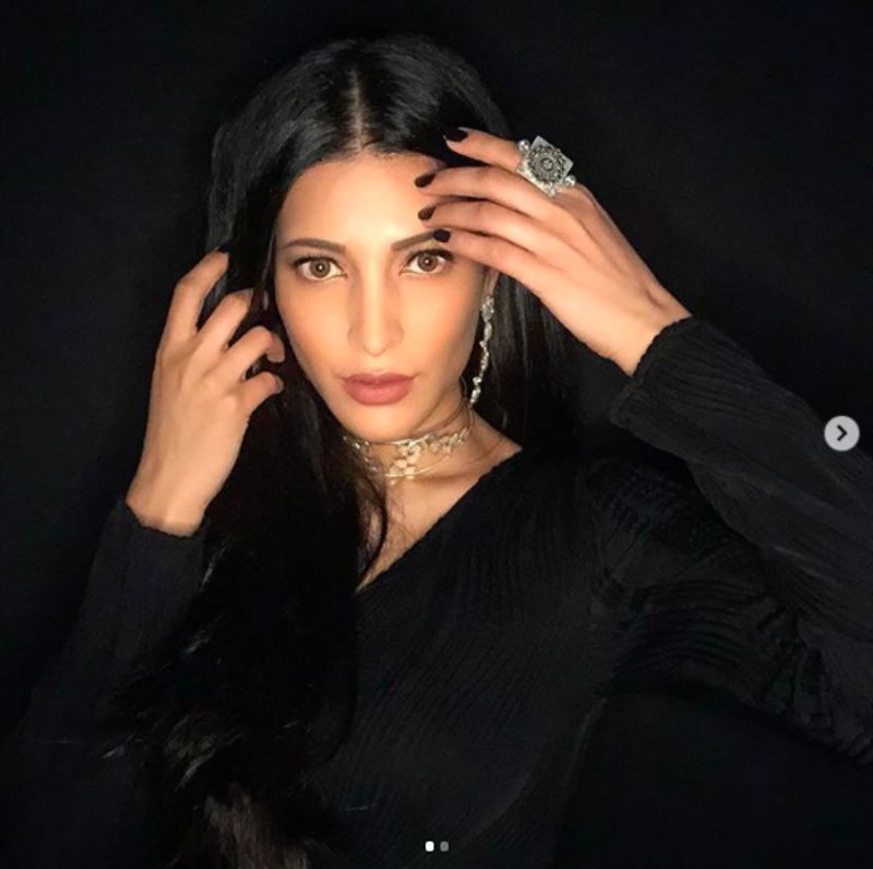 Actress Shruti Haasan Join pair with father age actor for next movie