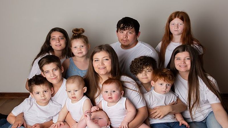 a woman is pregnant for 10 years, she is having 11 children dva