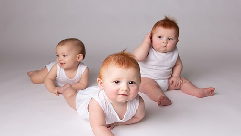 a woman is pregnant for 10 years, she is having 11 children dva