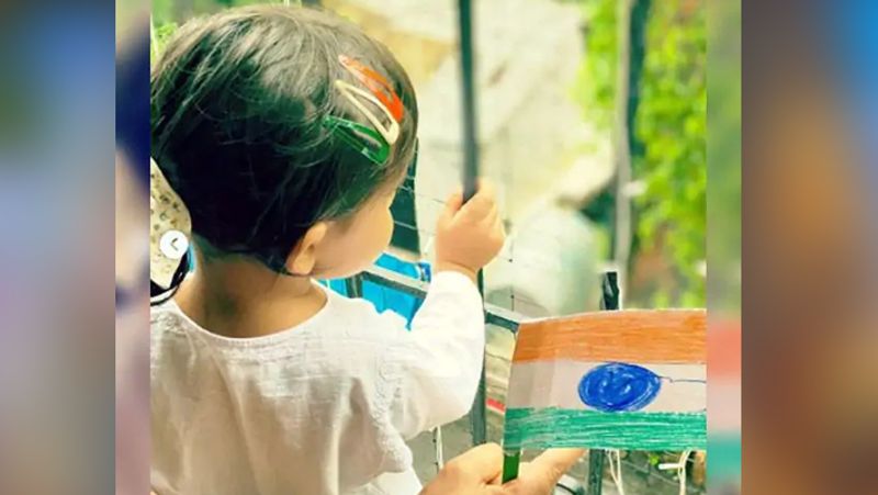taimur ali khan karisma kapoor to inaaya kemmu celebrate independence day have a look KPJ