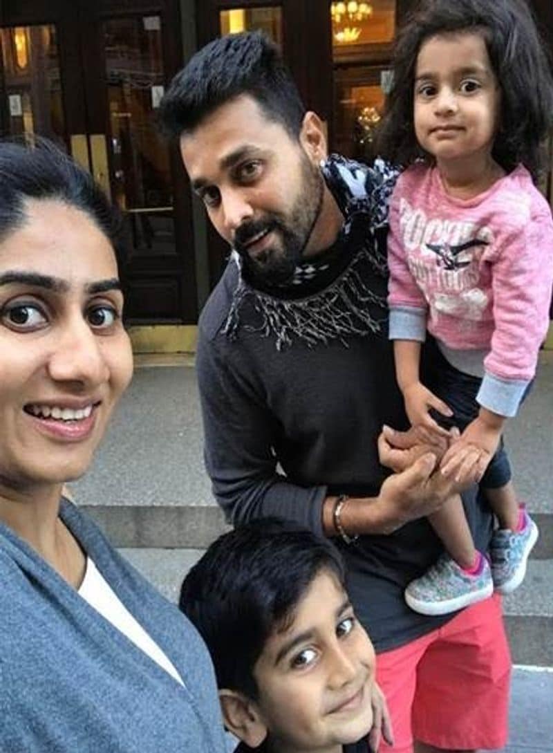 Lets know about Those cricketers who married with his fellow cricketers wives spb