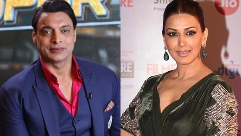 Pakistan cricketer Shoaib Akhtar once wanted to kidnap Sonali Bendre; always kept her picture in his wallet RCB