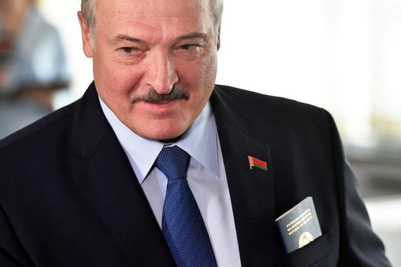 Belarusian people march for independence