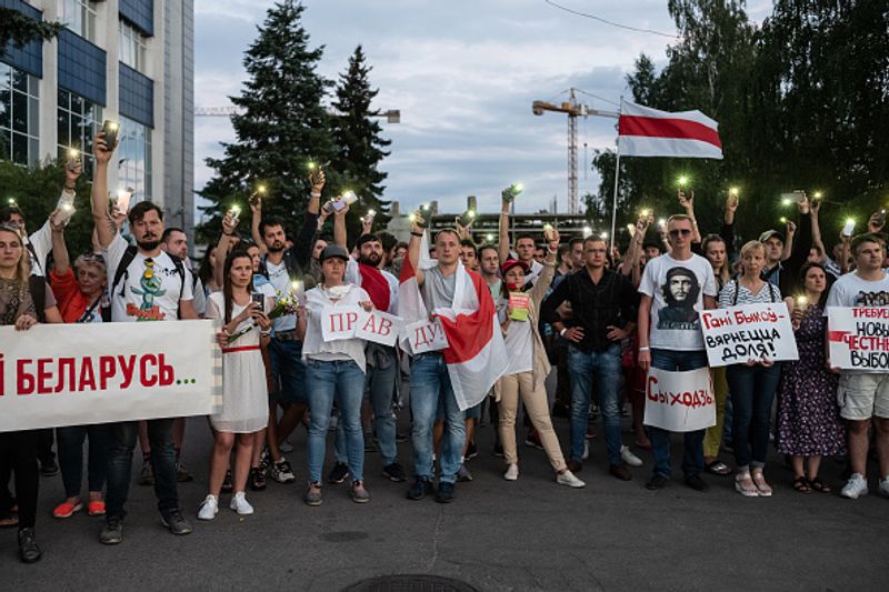 Belarusian people march for independence