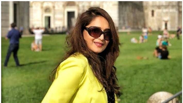 Madhuri Dixit share her photo Madhuri Dixit share her photo