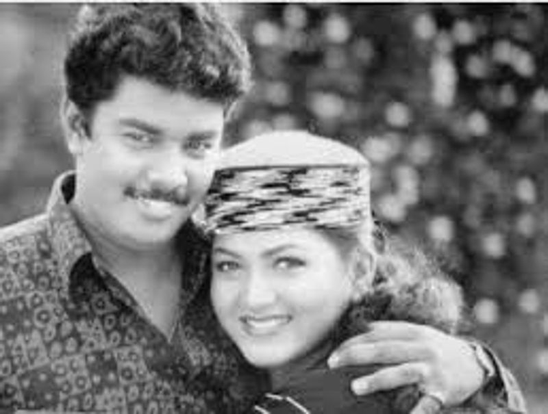 Actress kushboo share Cute Photo with Sundar C Going viral