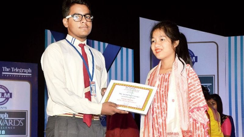 motivational story of Princy Gogoi asam both have no hands work in hospitals and makepaintings kpr