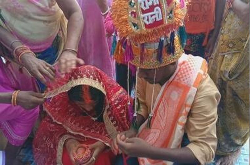 The lover came to meet his girlfriend, after knowing the love story, the villagers took this decision asa