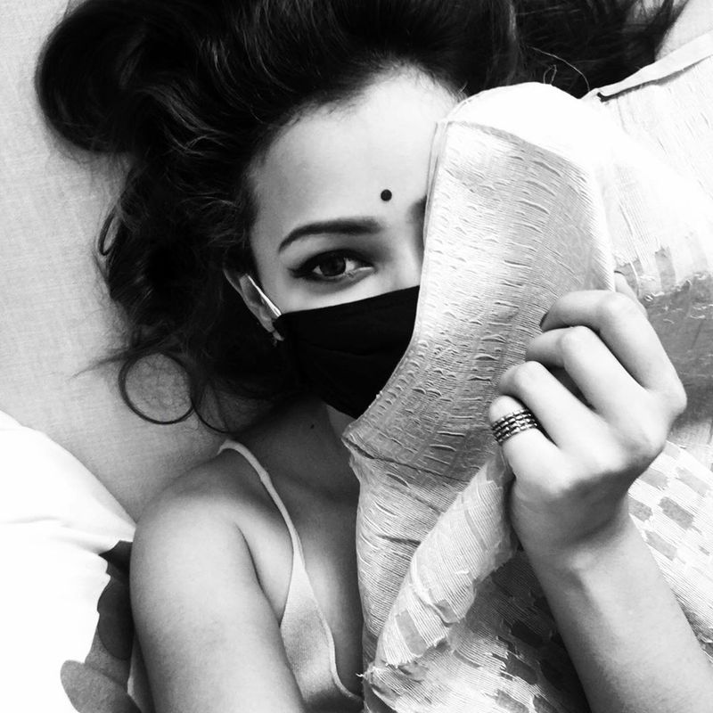 Hot Beauty Shweta Basu Prasad Hot Photoshoot
