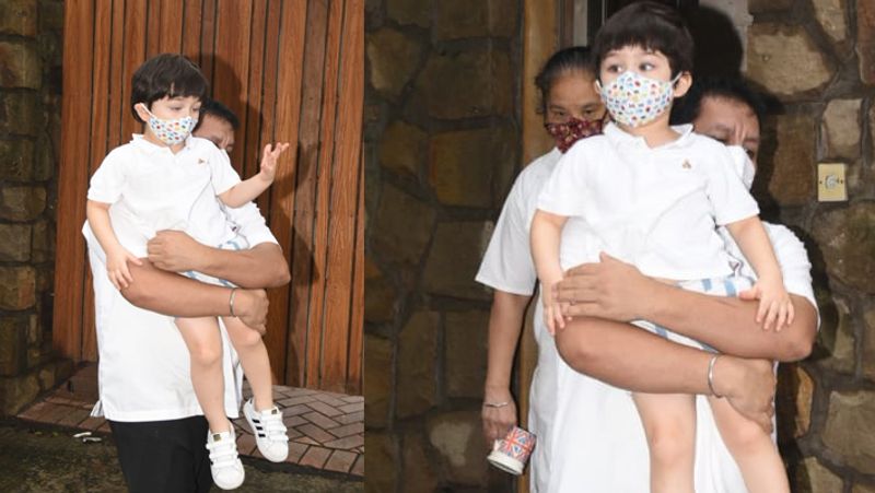 kareena kapoor spotted first time after announcing pregnancy bollywood actress hiding her baby bump KPJ