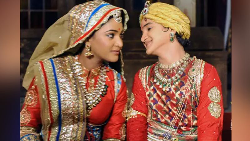 tv show saat phere actress rajshree thakur is coming back on small screen with serial shaadi mubarak KPJ