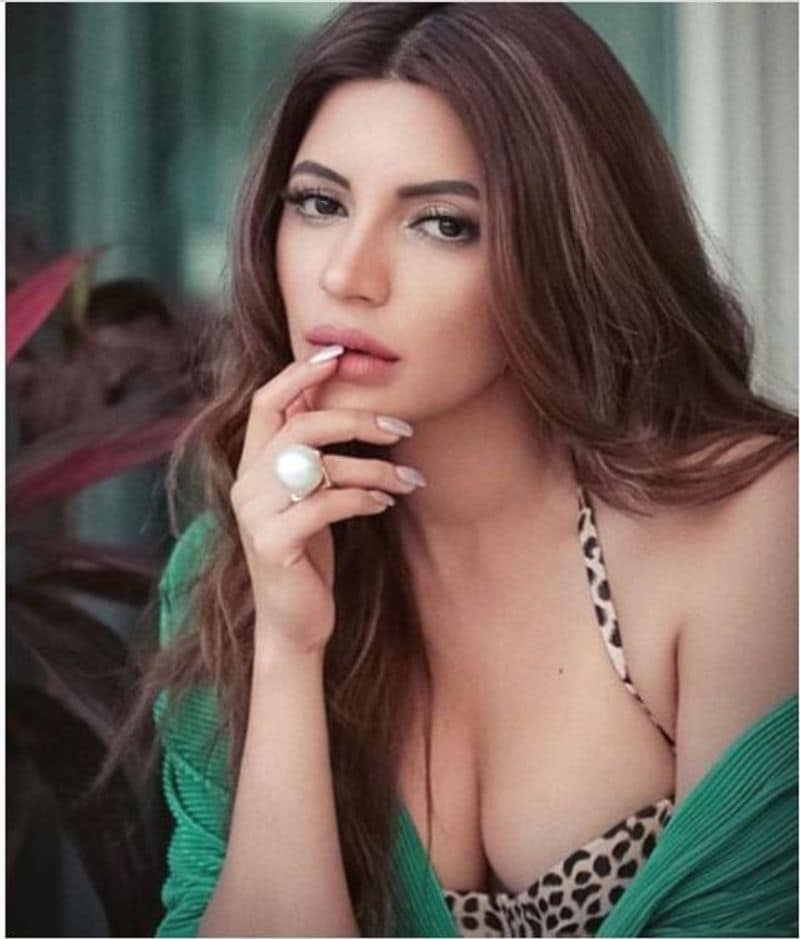 Shama Sikander latest Stunning Pics