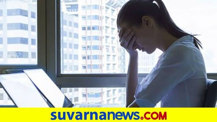Japanese Workers Face Pay Cuts For Leaving Work 2 Minutes Early pod Japanese Workers Face Pay Cuts For Leaving Work 2 Minutes Early pod