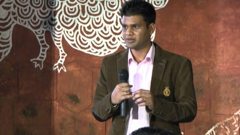 world photography day inspirational story of photographer vicky roy kpr