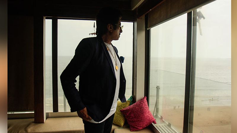 Shraddha Kapoor father Shakti Kapoor beautiful home inside photos KPJ