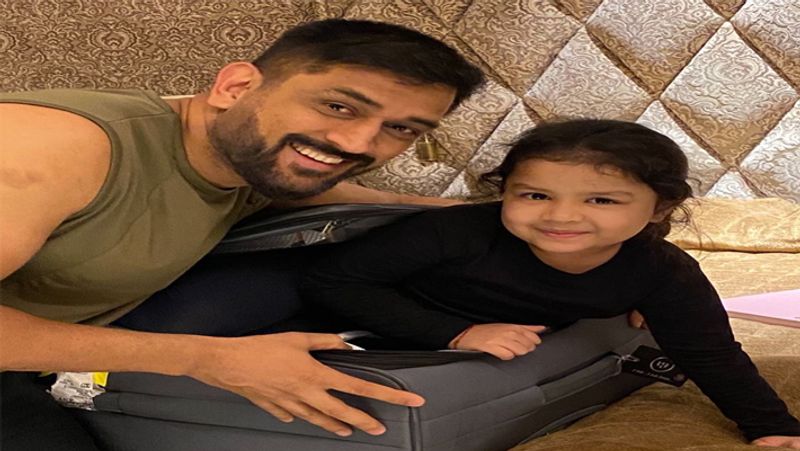 ms dhoni daughter missing dad dhoni as he went for ipl, shared photo in instagram dva