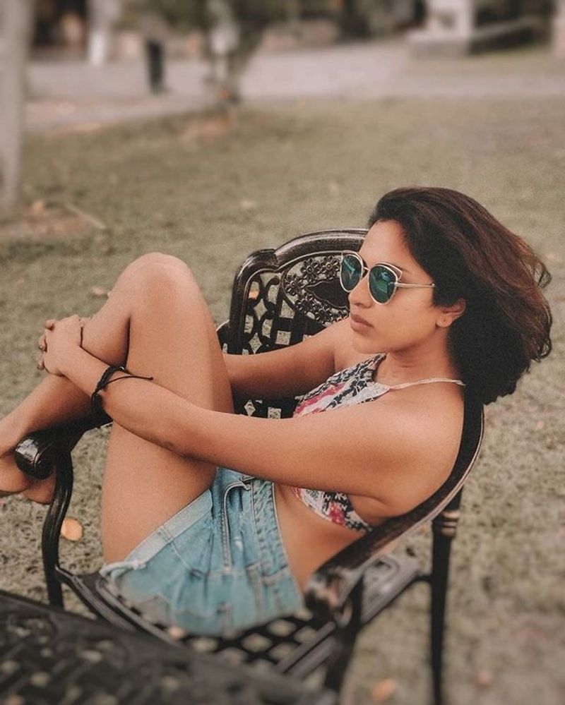 Amala Paul hot pic is just what you need to move on