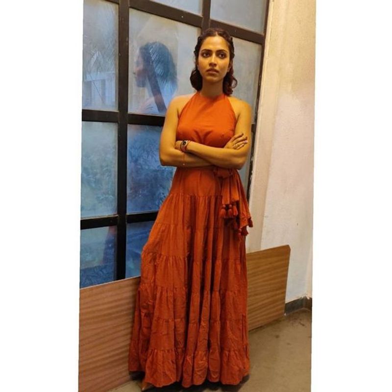 Amala Paul hot pic is just what you need to move on