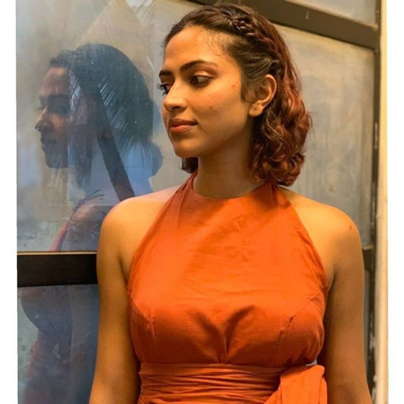 Amala Paul hot pic is just what you need to move on