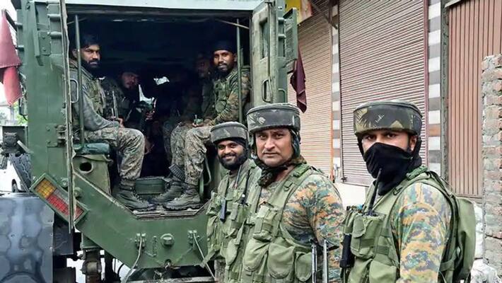 Jammu And Kashmir withdraw 100 companies of various para military forces from J&K kpn Jammu And Kashmir withdraw 100 companies of various para military forces from J&K kpn