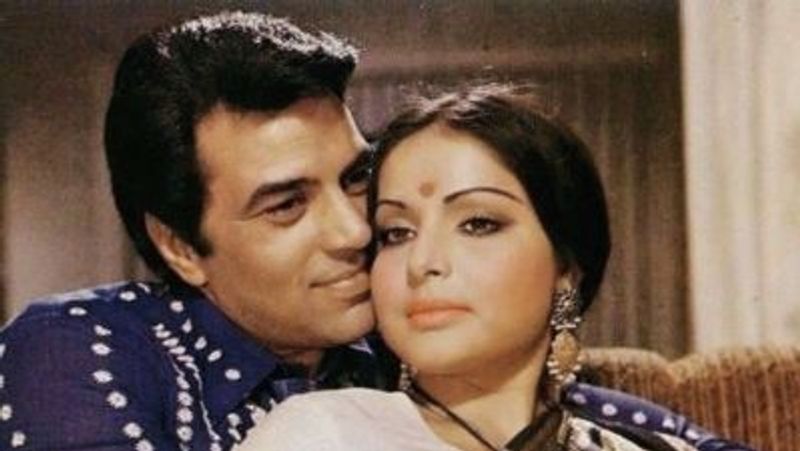 Raakhee and Gulzar love story but one condition and that night broke their marriage
