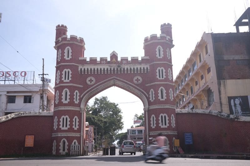 covid 19 half a lakh patients in Kerala