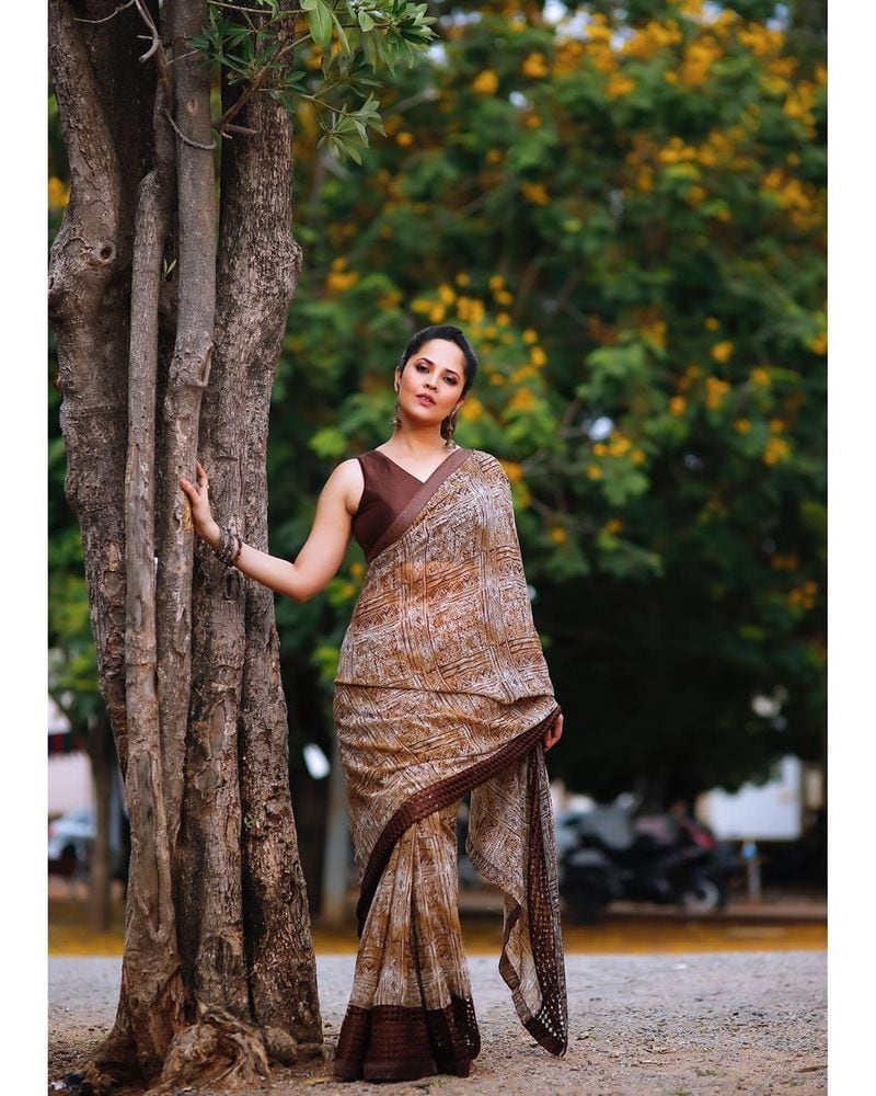 Anchor Anasuya Love Affair Has Created Tremors At Her Home And it Took 9 Years For Their marriage