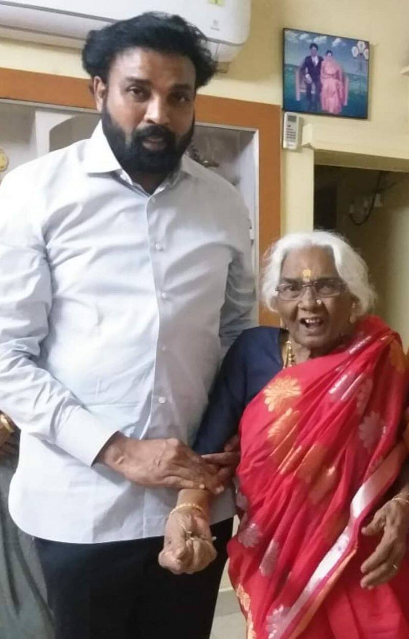 Health Minister B Sriramulu Mother Passed Away in Ballari