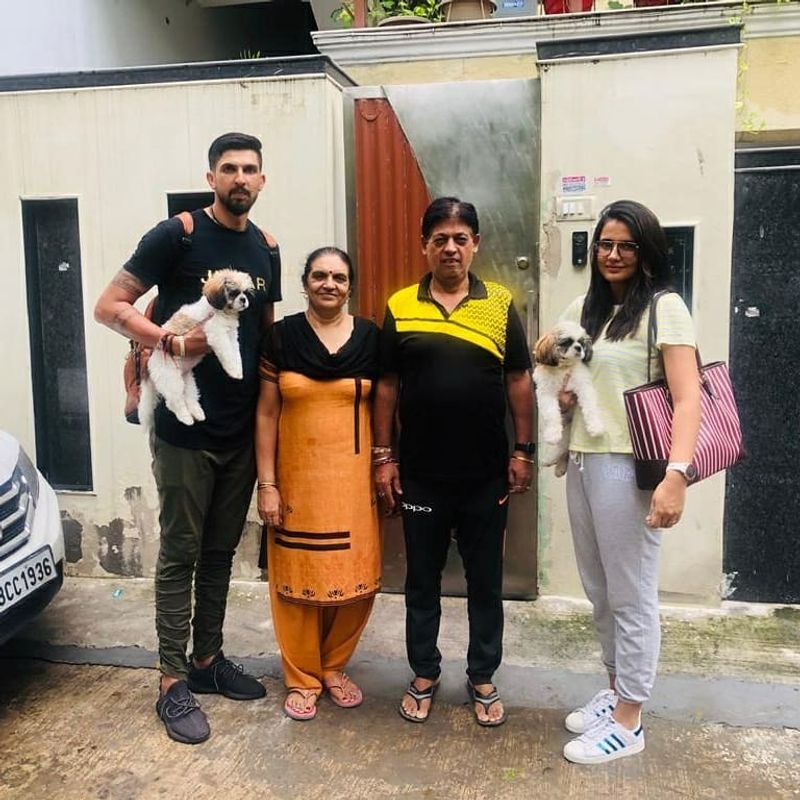 IPL 2020 Delhi Capitals leave for UAE see pictures apc
