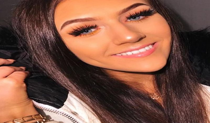 19 year old woman hanged herself after selfie did not get much likes on Facebook kph