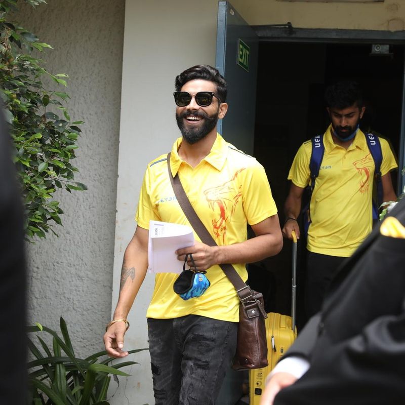 dhoni led csk team departed from chennai to uae for ipl 2020