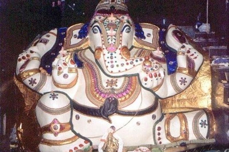 Significance of Dodda ganapathi temple Bengaluru