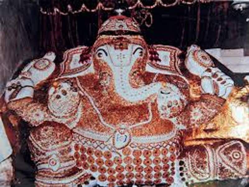 Significance of Dodda ganapathi temple Bengaluru