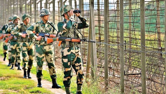 A BSF jawan dies mysteriously at Indo-Bangla border in North Dinajpur BTG A BSF jawan dies mysteriously at Indo-Bangla border in North Dinajpur BTG