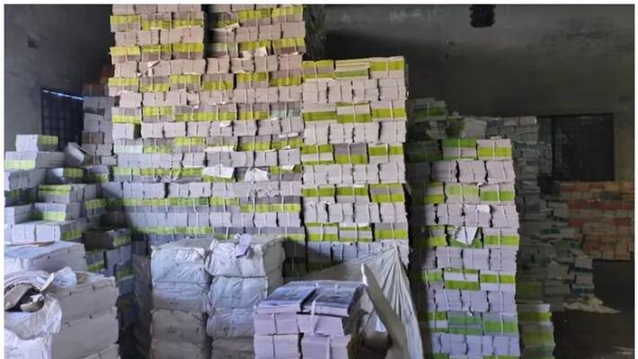 illegally printed NCERT books estimated to be worth Rs 50 crore seized from meerut illegally printed NCERT books estimated to be worth Rs 50 crore seized from meerut