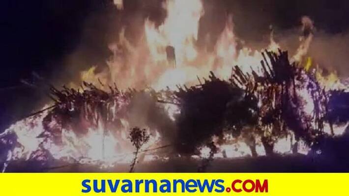 Person Dies at Fire in Devadurga in Raichur District Person Dies at Fire in Devadurga in Raichur District