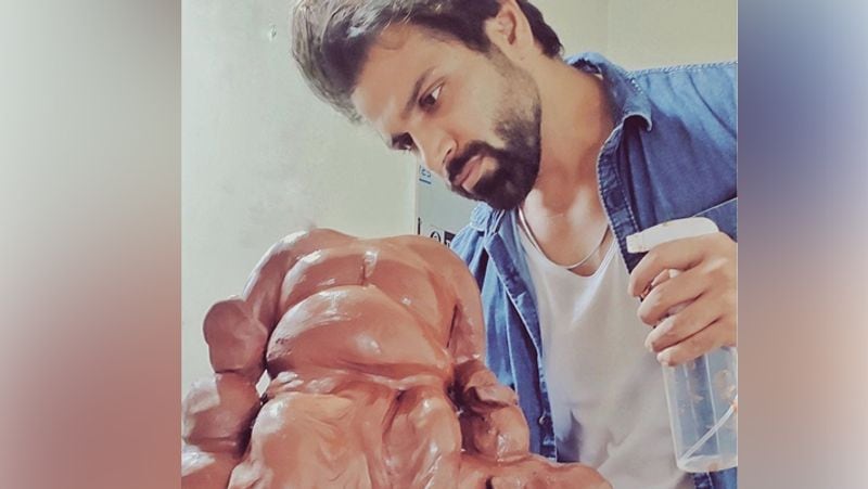 ganesh chaturthi 2020 kareena kapoor khan's Son Taimur Made Ganpati these celebs Also made ganpati their Self At home KPY