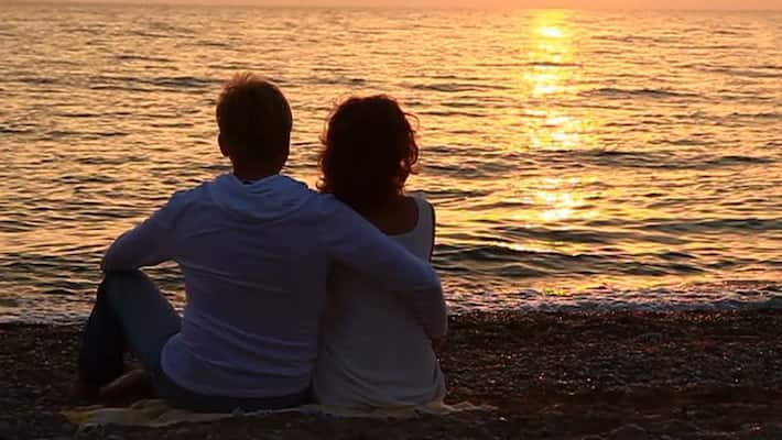 woman in up seeks divorce as husband loves her too much and never fight KPP woman in up seeks divorce as husband loves her too much and never fight KPP